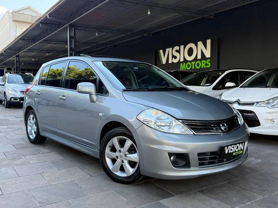 NISSAN TIIDA 1.8 SL 16V FLEX 4P AUTOMÁTICO